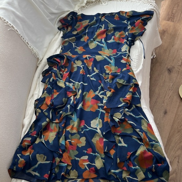 Ruffle trim navy background flower dress. - Picture 4 of 8